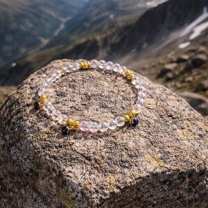 Elegant Gold and Clear Beaded Bracelet